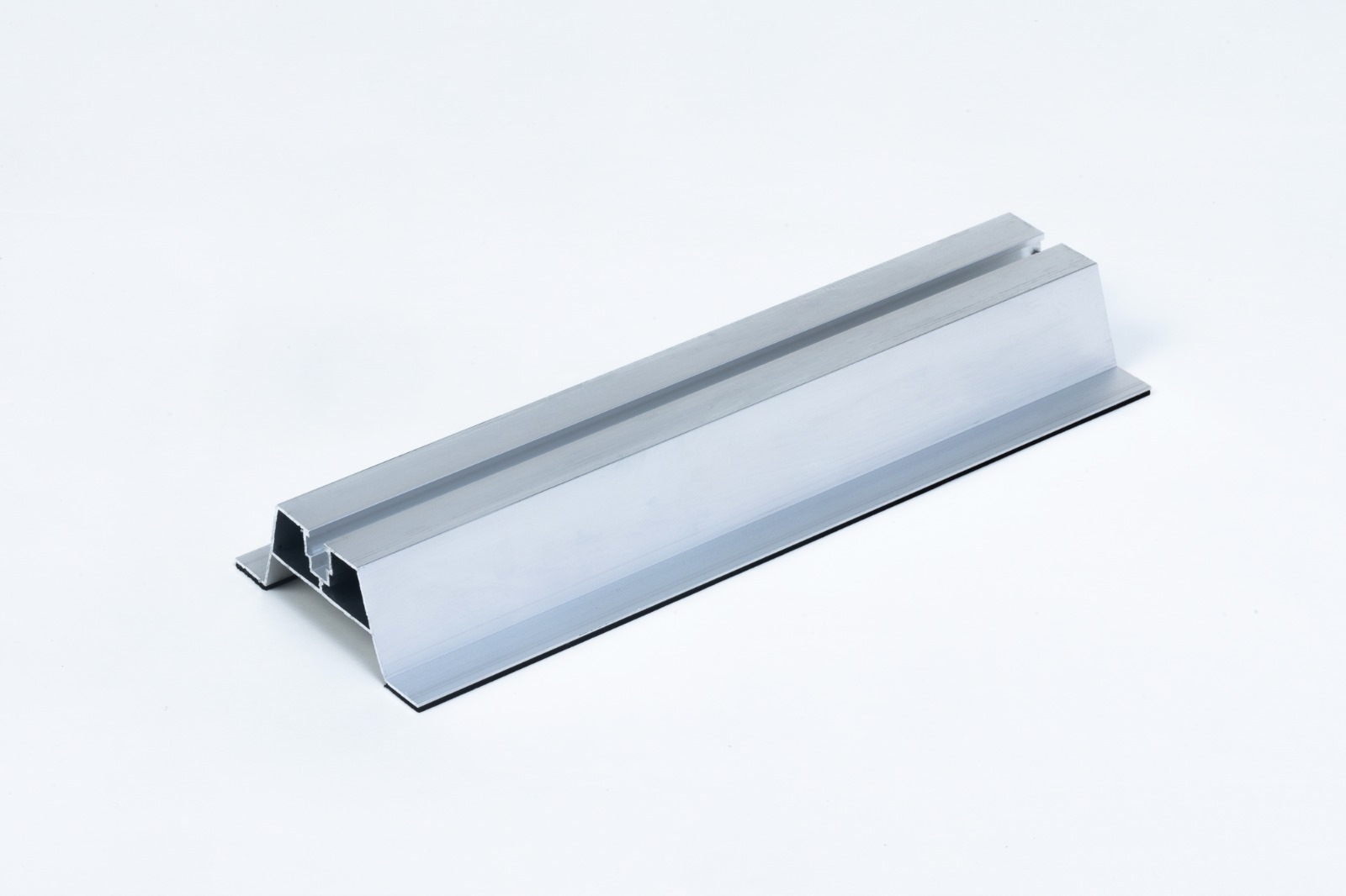 Nízky trapézový mostík 40x330 mm